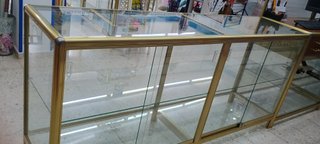 Mobiliario Tienda: Vitrinas y Mostradores
