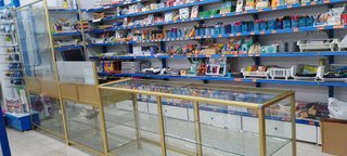 Mobiliario Tienda: Vitrinas y Mostradores