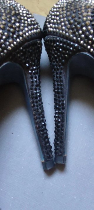 Décolleté Cinti spuntate con strass