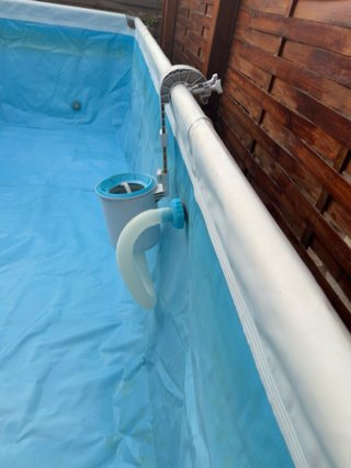 Piscina con depuradora de arena