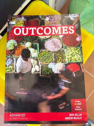 Outcomes Advanced. Student's book