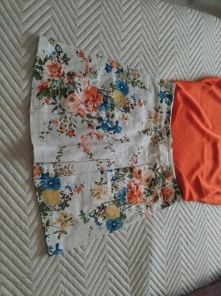 Falda floral multicolor