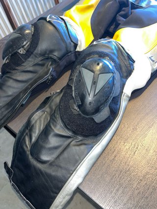 Mono Dainese Cuero 54
