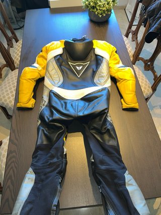 Mono Dainese Cuero 54