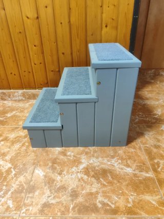 Scala per cani in legno