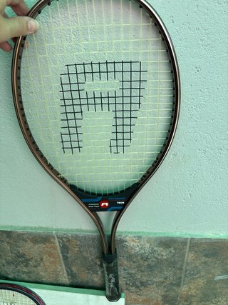 Raquetas de tenis ATOMIC y ROX Una nieva 20€