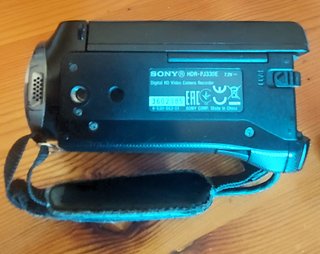 Videocámara Sony HDR-PJ330E + 2 Baterías