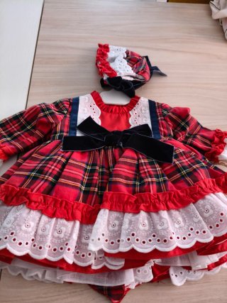 Jesusito niña cuadros rojo y blanco