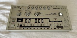 Din Sync RE-303 Bass Line Sintetizador
