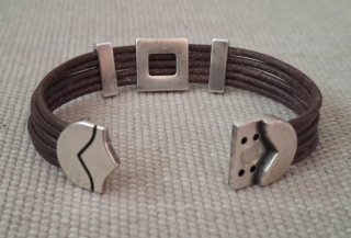 Pulsera Cuero y Zamak Plata Nudo Celta