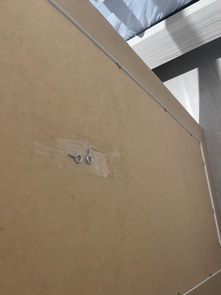 Specchio a figura intera con cornice texturizzata