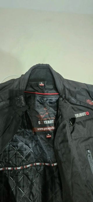 Chaqueta de moto GOYAMOTO negra