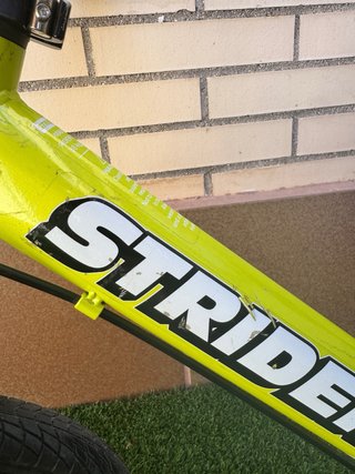 Bicicleta Strider 14x con pedales