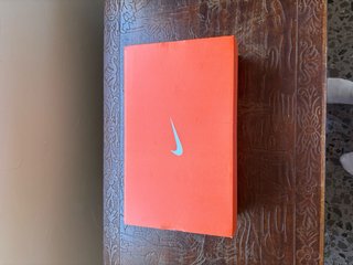 Zapatillas Nike Naranja y Blanco