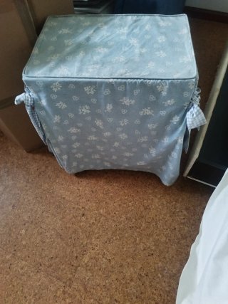 En Oviedo,Cama 90cm con canapé de un cajon  .