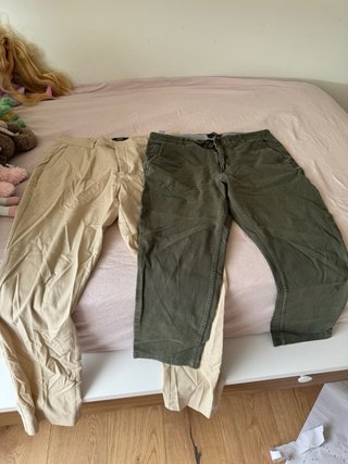 Pantalones de hombre varios colores.
