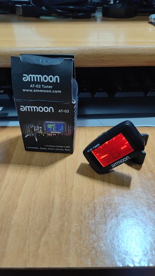 Accordatore Ammoon AT-02 per chitarra basso ecc