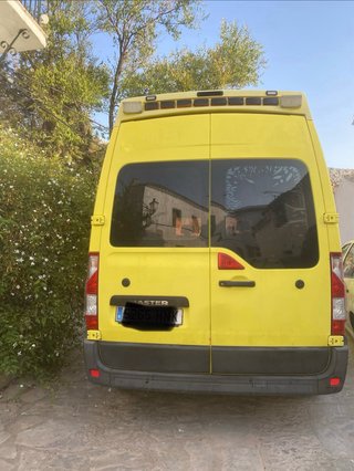 renault master ex ambulancia