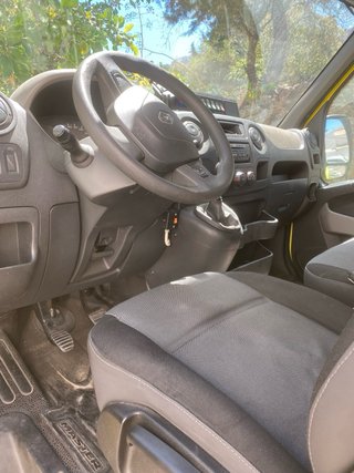 renault master ex ambulancia