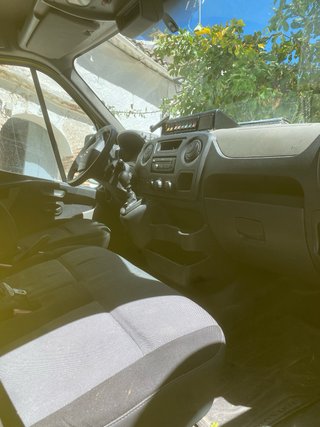 renault master ex ambulancia