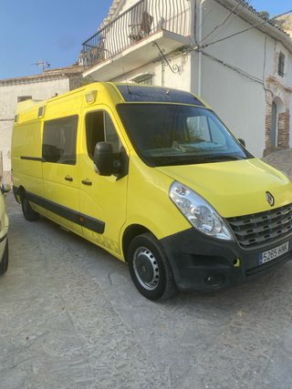 renault master ex ambulancia
