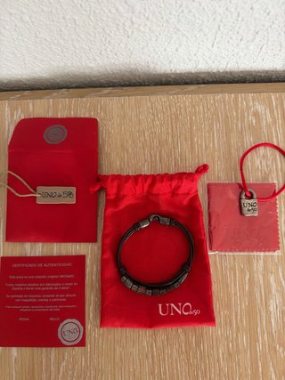 Pulsera UNO de 50 Cuero y Metal
