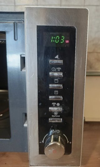 Microondas Taurus Laurent 25L + Grill