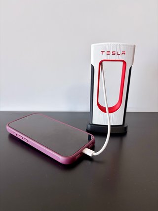 Soporte Cable Cargador Tesla Supercharger 3D