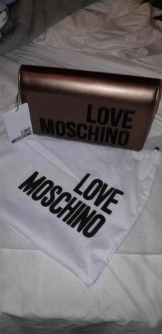 Bolso Moschino color cobre