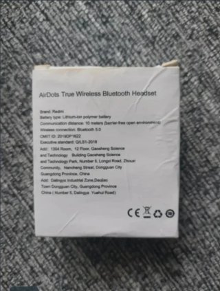 Auriculares Bluetooth Blancos.
