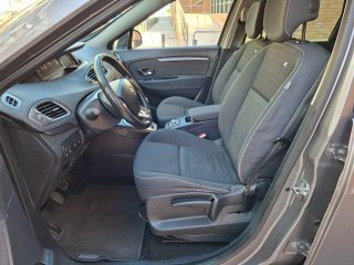 Renault Grand Scenic 2015