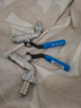 Grifo de patio ARCO/ los 2 por 7€