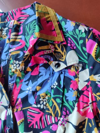 Vestido estampado tropical talla M