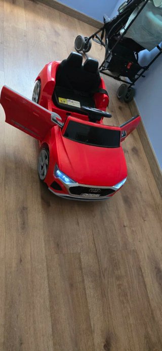 Coche eléctrico Audi para niños