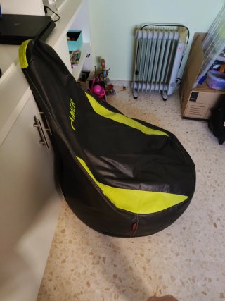Puff Gamer Negro y Verde Loconfort