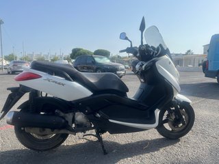 Yamaha XMAX 125 Maxi Scooter