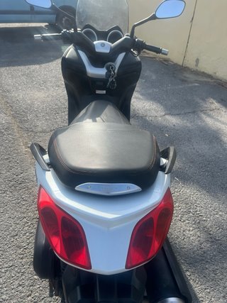 Yamaha XMAX 125 Maxi Scooter