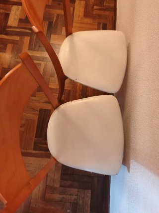 Juego de 2 sillas y taburete cocina
