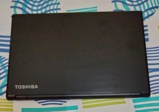 Portátil Toshiba Satellite Pro R50-C Negro