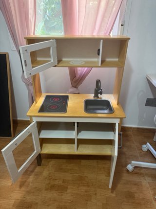 Cocina de juguete IKEA para niños