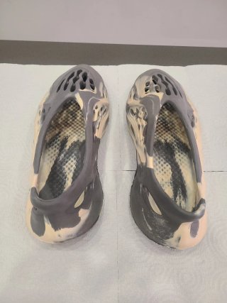 Zapatillas Yeezy Foam Runner Beige/Gris