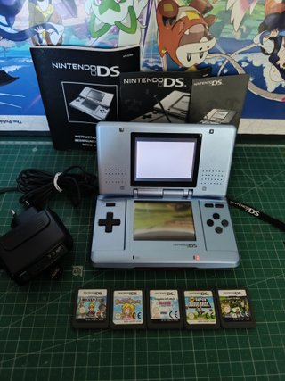 Nintendo DS Fat Gris + 5 Juegos