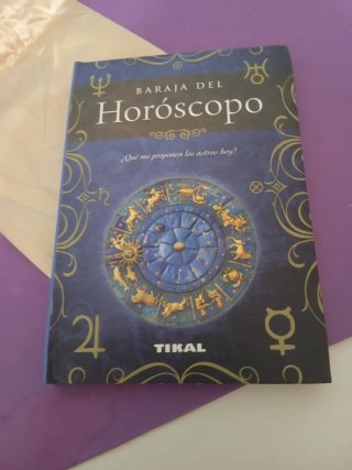 Baraja y libro Horóscopo Tikal