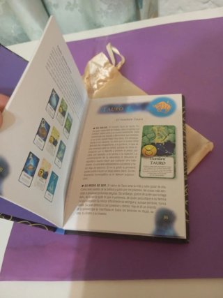 Baraja y libro Horóscopo Tikal