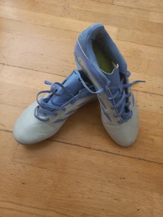 Botas de fútbol Adidas azules