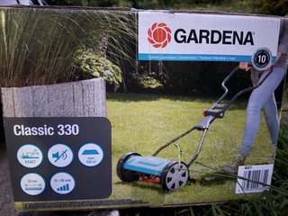 Cortacésped helicoidal Gardena NUEVO