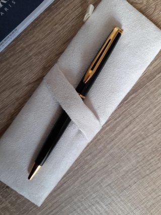 Bolígrafo Waterman Negro con Estuche