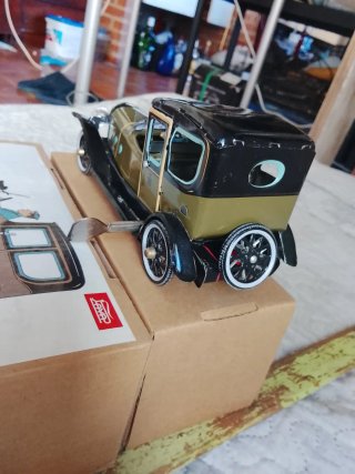 Coche de hojalata Jaya 1905 cuerda