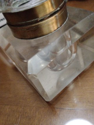 Tintero de cristal macizo, siglo XIX