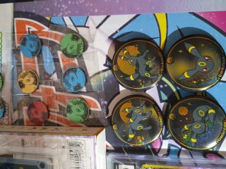 Lote Cartas Pokémon Umbreon PROMOS Monedas CHAPAS.
